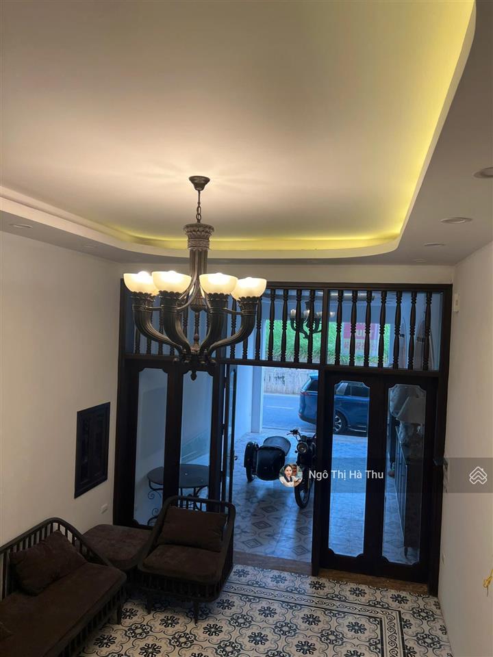 18 triệu/tháng cho thuê nhà nguyên căn 80m2 x 4 tầng ô tô tránh kinh doanh được  ngọc thuỵ  lb