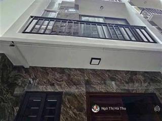 11 triệu/tháng cho thuê nhà nguyên căn ngọc thụy  full đồ  mới tinh