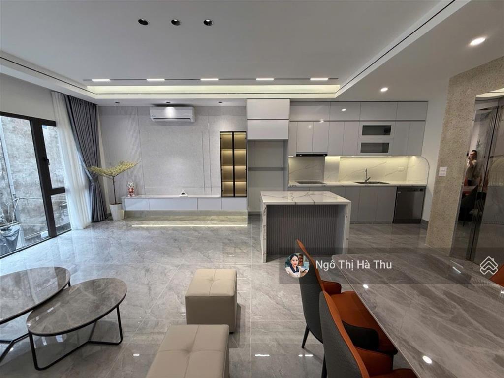 14, x tỷ có nhà đẹp long lanh  ô tô vào nhà  full nội thất  thang máy