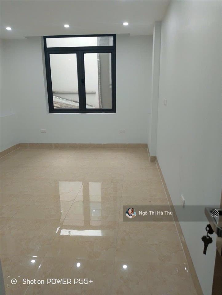 Hạ sốc 1 tỷ  giá chỉ 6.8 tỷ có ngay nhà mới tinh phố nguyễn lam sầm uất  ở ngay