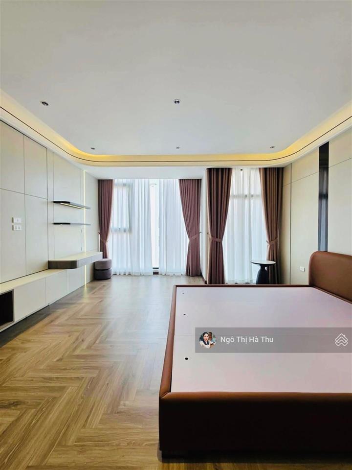 17,8 tỷ còn thương lượng mạnh. bán nhà ngọc thụy mới tinh 7 tầng thang máy full nội thất