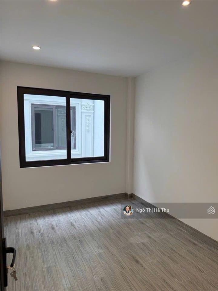 7.5 triệu/tháng cho thuê nhà cự khối nhà mới tinh  đường độc lập  30m2 x 4 tầng  ở ngay