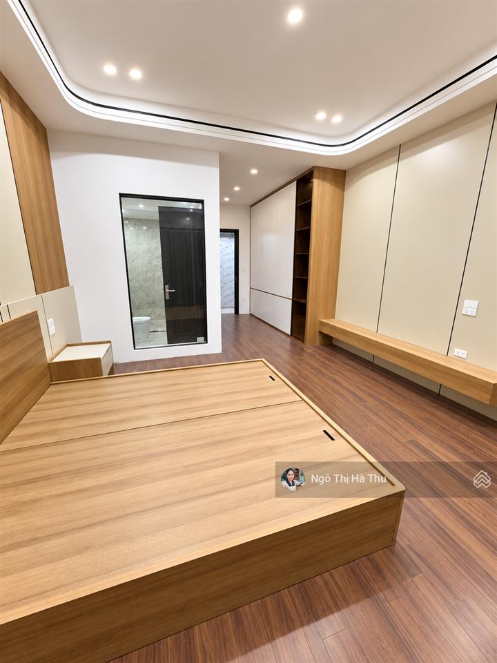 16 triệu/tháng cho thuê nhà nguyễn văn cừ 7 tầng thang máy full nội thất  4 ngủ đẹp