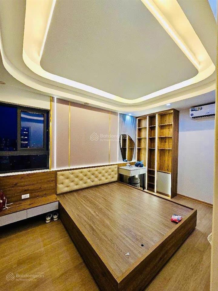Chính chủ cần bán gấp căn hộ chung cư rice city  sông hồng  full nội thất  2 ngủ  2 vs  4 tỷ