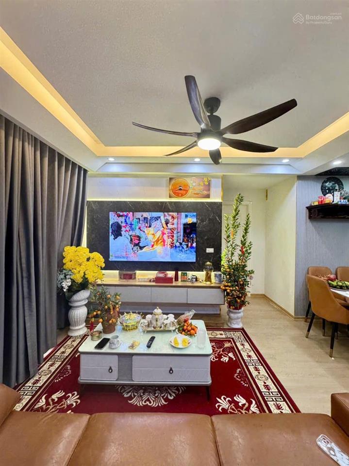 Chính chủ cần bán gấp căn hộ chung cư rice city  sông hồng  full nội thất  2 ngủ  2 vs  4 tỷ