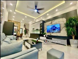 18 triệu/1 tháng  cho thuê nhà đàm quang trung  50m x 6 tầng thang máy  full nội thất  ở ngay