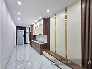 Chỉ 6.5 tỷ có nhà mới tinh gần 40m x 6 tầng thang máy  full nội thất  long biên  ô tô sát nhà