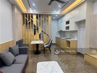 8,2 tỷ có nhà đẹp việt hưng  long biên  42m x 5 tầng mới tinh full nội thất  ở ngay