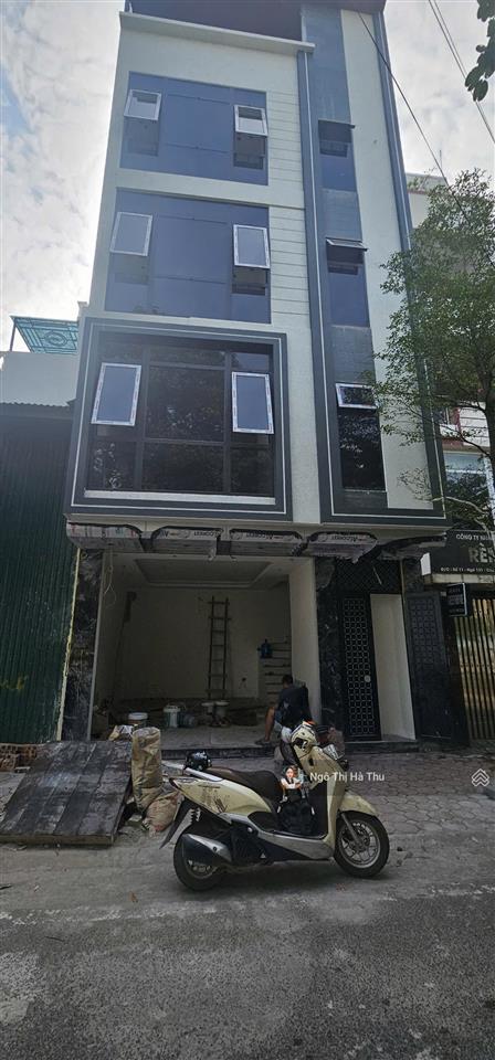 13,5 tỷ có nhà mặt phố long biên  kinh doanh sầm uất  thang máy  mới tinh  gần trường tiểu học