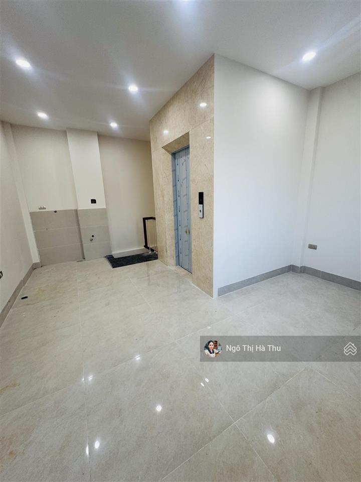 19 triệu/tháng cho thuê nhà nguyên căn ngô gia tự 45m2 5 tầng thang máy, thông sàn  ngõ oto thông