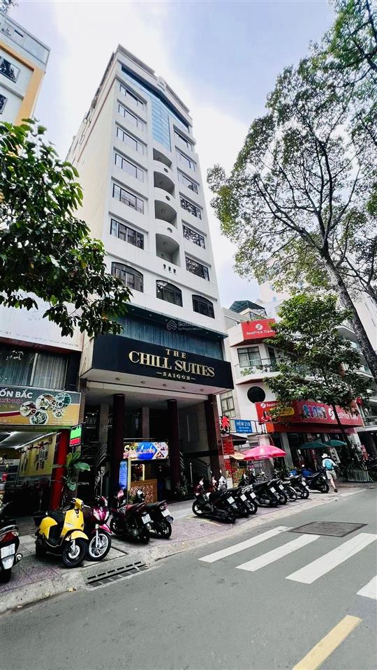 Chỉ 27 tỷ sỡ hữu nhà mặt tiền bùi thị xuân, bến thành  73m2 (4m1 x 22m).  0906 320 ***