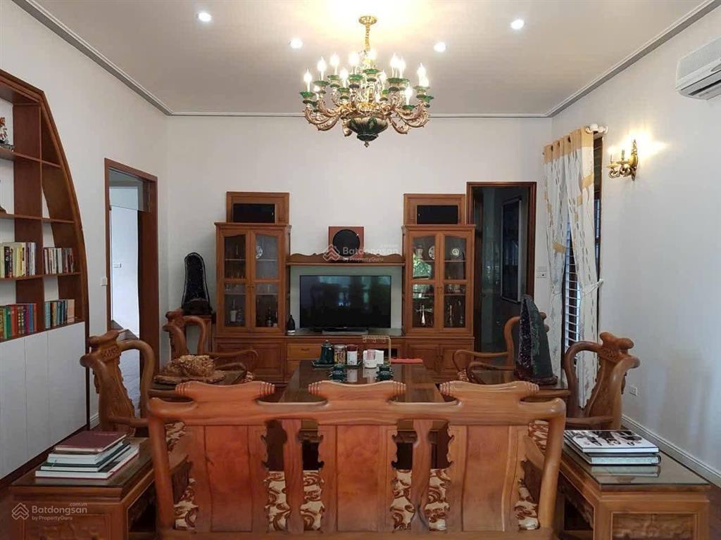 Bán gấp biệt thự vườn đàolô góc đối diện tòa chung cư 1 hầm 4 tầng nổinội thất cao cấpgiá 146 tỷ