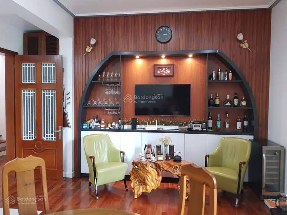 Bán gấp biệt thự vườn đàolô góc đối diện tòa chung cư 1 hầm 4 tầng nổinội thất cao cấpgiá 146 tỷ