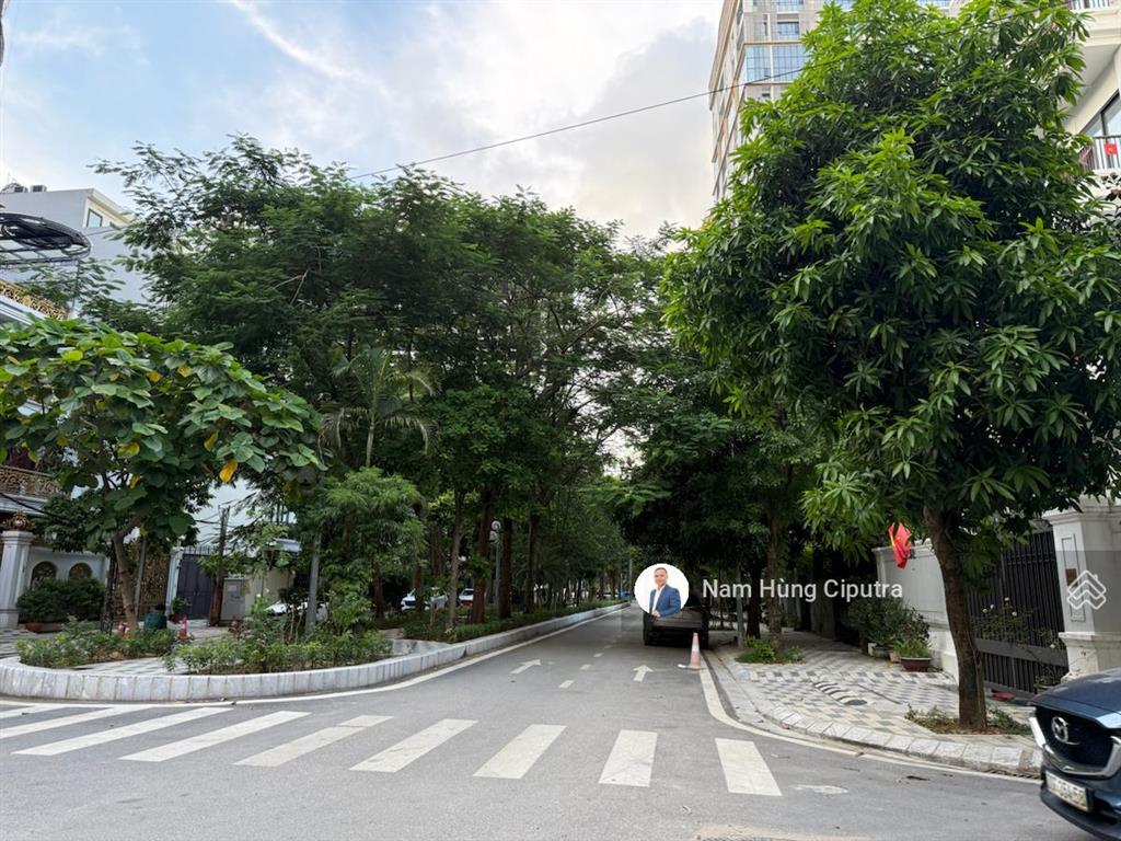Bán đất biệt thự vườn đào, đường lạc long quân, cạnh lotte, hồ tây 176m2 giá 470tr/m2