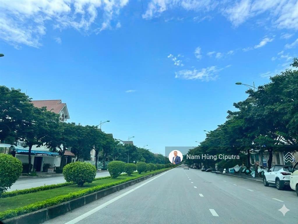 Bán biệt thự liền kề thành phố giao lưu. lô góc đường 40m vỉa hè 8m giá 48 tỷ