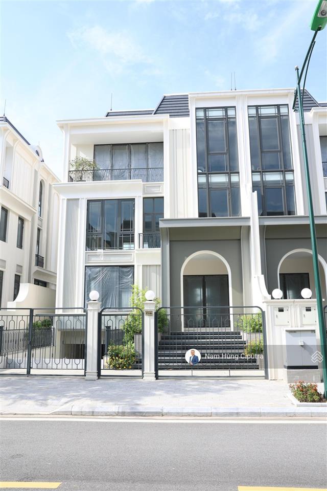 Bán biệt thự p303 biệt thự ciputra view công viên 65 ha. 325m2 xây 4 tầng 1 hầm