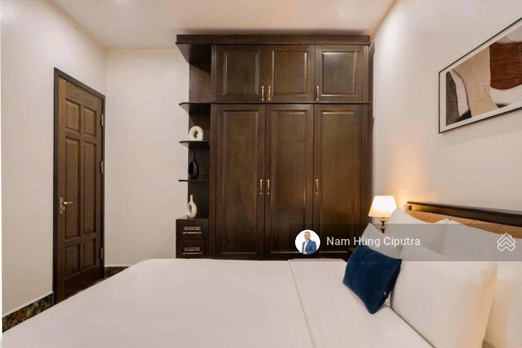 Bán khách sạn lô góc 796m đất thổ cư 10 tầng + 1 hầm tài sản hiếm đường nguyễn hoàng