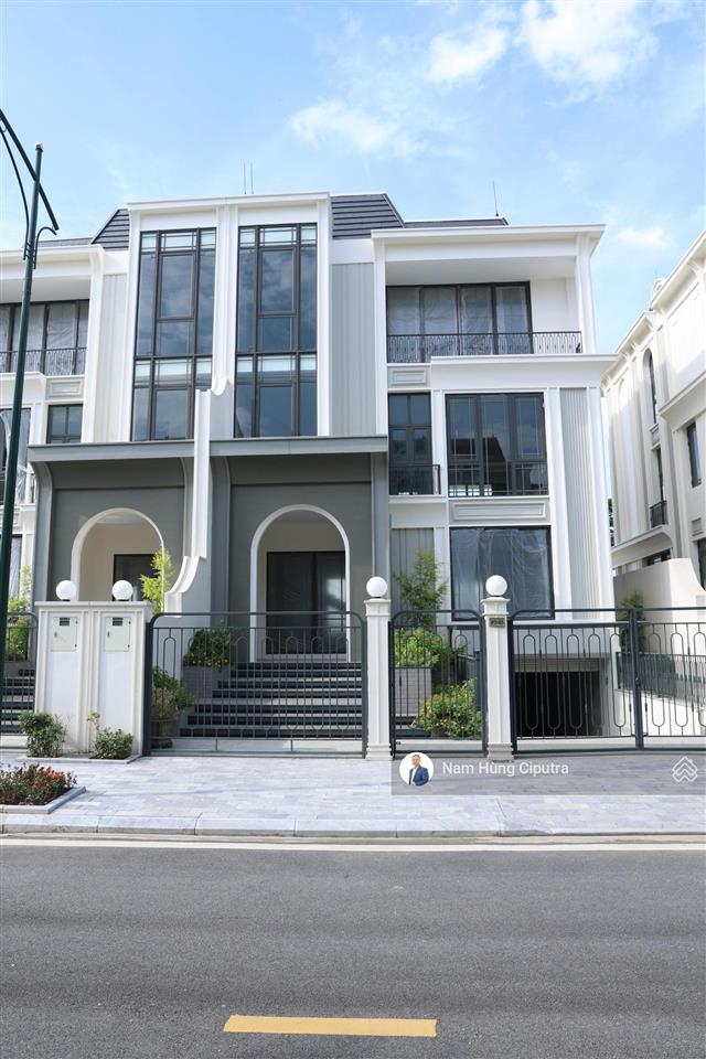 Bán biệt thự ciputra, lõi trong công viên. nhà xây mới 4 tầng 1 hầm 150m2  mt 10m. giá 6x tỷ