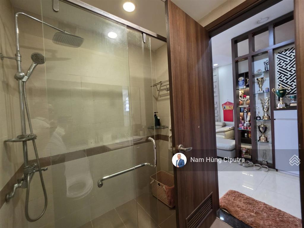 Bán gấp tràng an complex 89m view hồ tây, full nội thất, có chỗ đỗ ô tô
