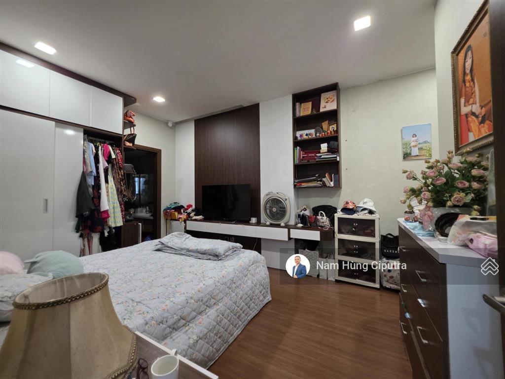 Bán gấp tràng an complex 89m view hồ tây, full nội thất, có chỗ đỗ ô tô