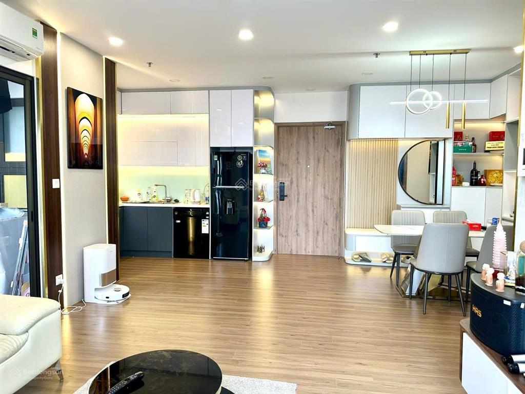 Cho thuê căn 2pn full đồ tòa s1 sky oasis