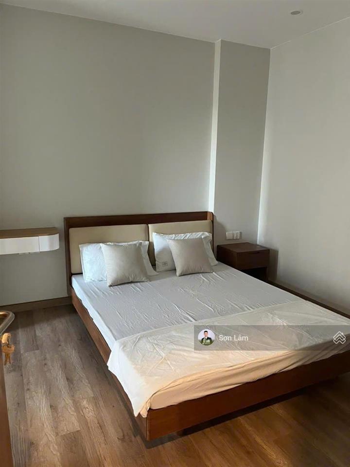 Chính chủ cho thuê 2pn  view hồ thiên nga  full đồ  vào được luôn
