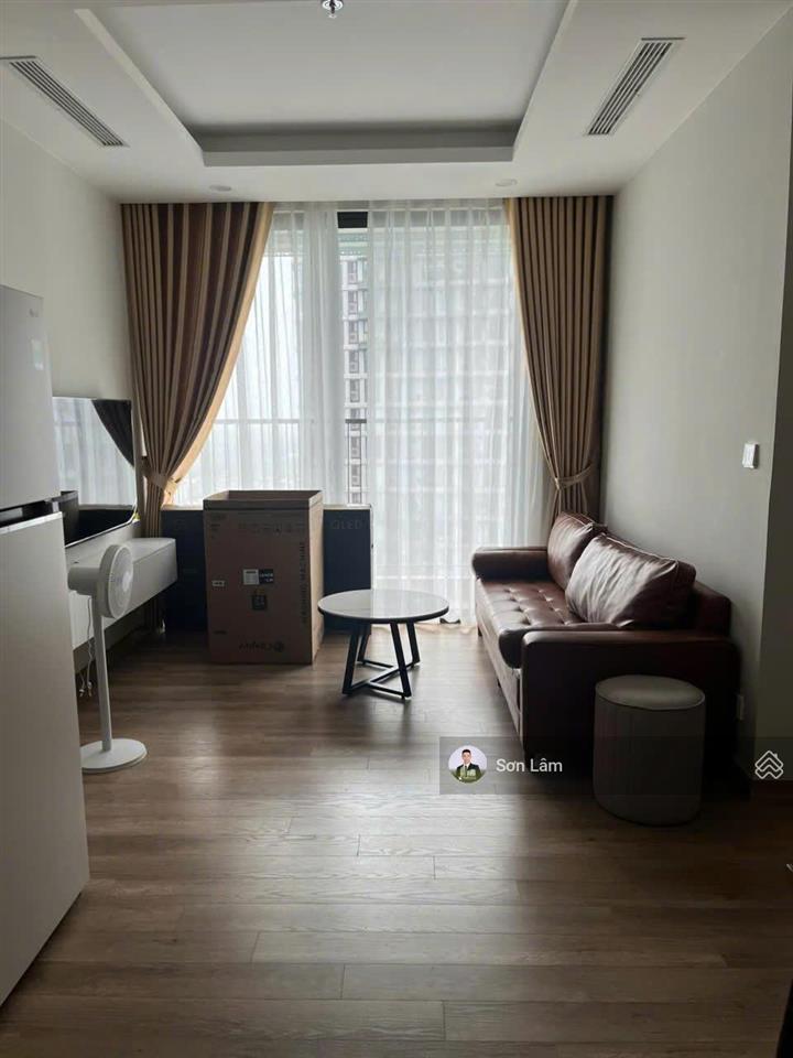 Chính chủ cho thuê 2pn  view hồ thiên nga  full đồ  vào được luôn