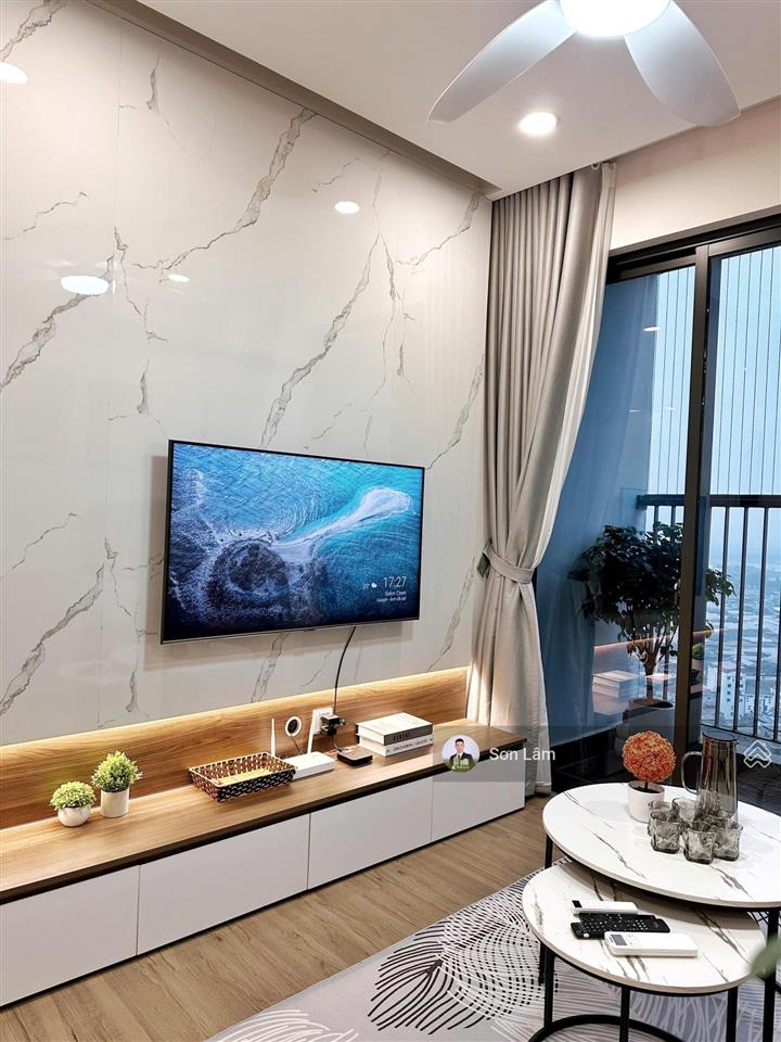 Bán 2 ngủ 1 wc  tầng trung  sky oasis