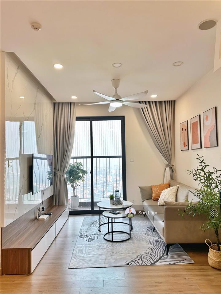 Bán 2 ngủ 1 wc  tầng trung  sky oasis
