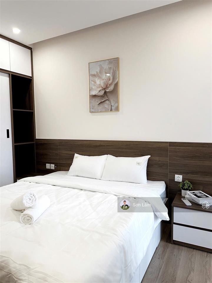 Bán 2 ngủ 1 wc  tầng trung  sky oasis