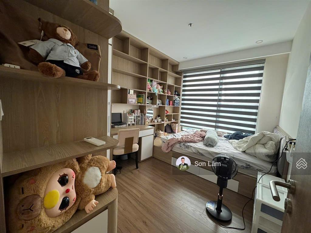 Chính chủ bán 3 ngủ 96m2  full đồ  giá 6.6x tỷ  sẵn sổ