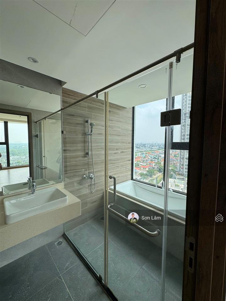 Mời thuê 3pn  sân vườn  bếp rèm  tòa sol forest  view đảo