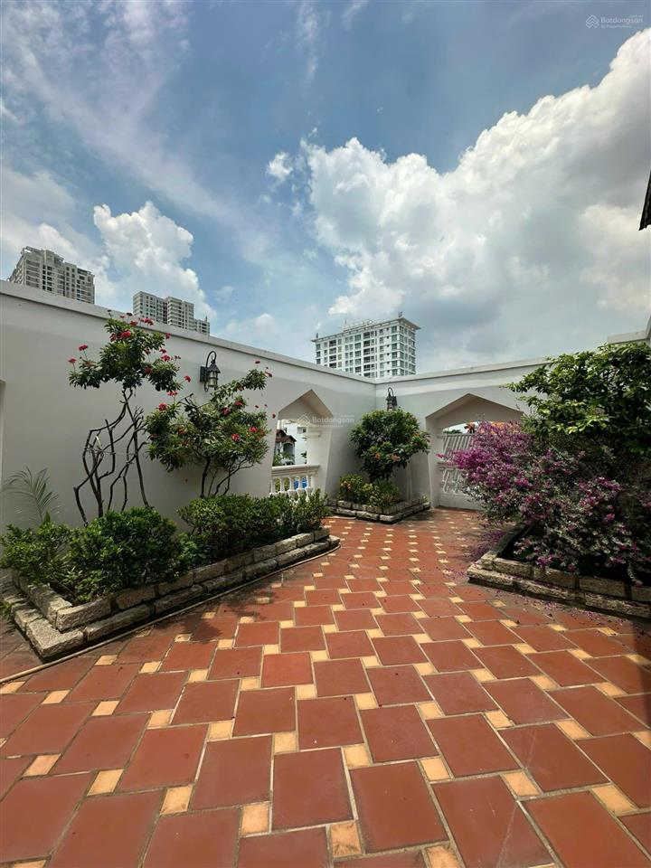 Chính chủ bán biệt thự vip fideco thảo điền quận 2  651m2 công nhận.3 tầng. giá 100 tỷ