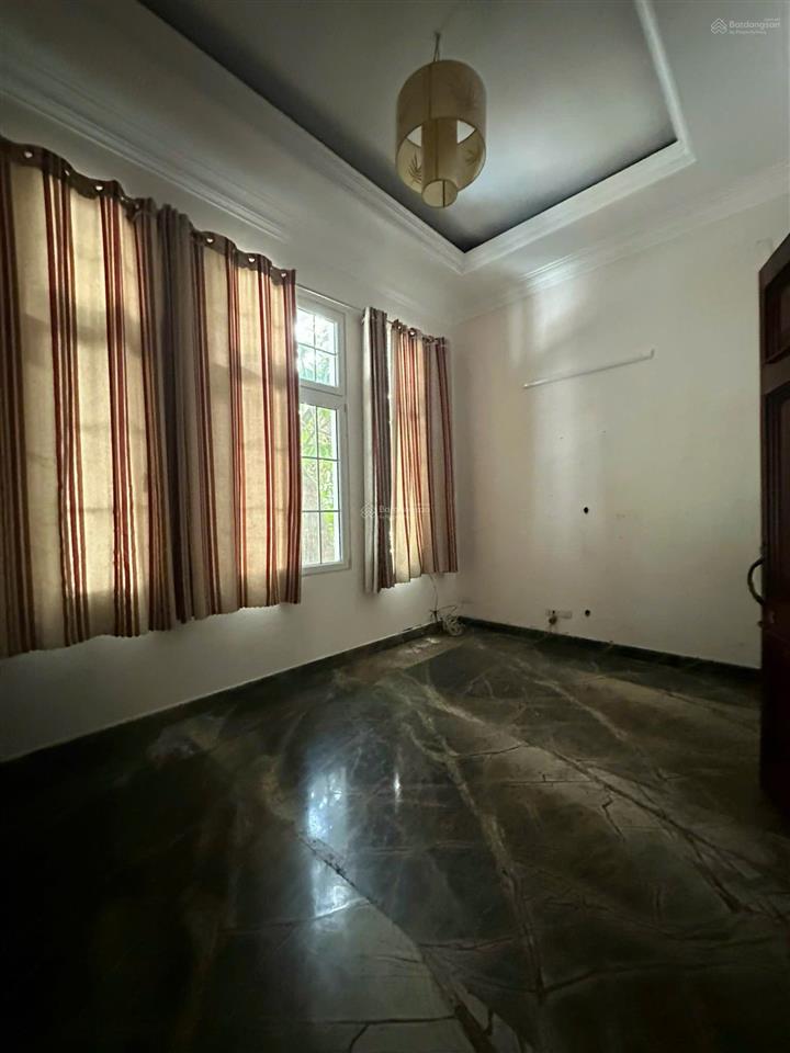 Chính chủ bán biệt thự vip fideco thảo điền quận 2  651m2 công nhận.3 tầng. giá 100 tỷ