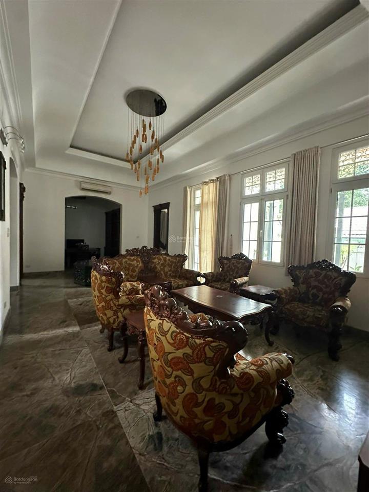 Chính chủ bán biệt thự vip fideco thảo điền quận 2  651m2 công nhận.3 tầng. giá 100 tỷ