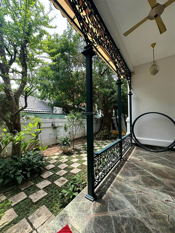 Chính chủ bán biệt thự vip fideco thảo điền quận 2  651m2 công nhận.3 tầng. giá 100 tỷ