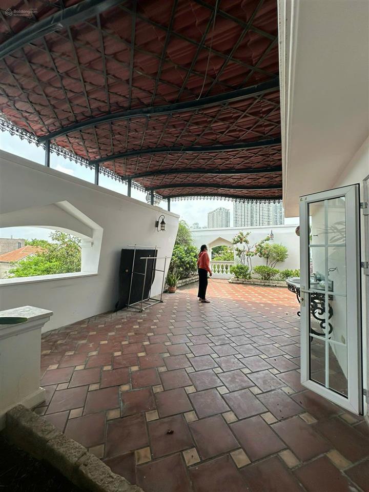 Chính chủ bán biệt thự vip fideco thảo điền quận 2  651m2 công nhận.3 tầng. giá 100 tỷ