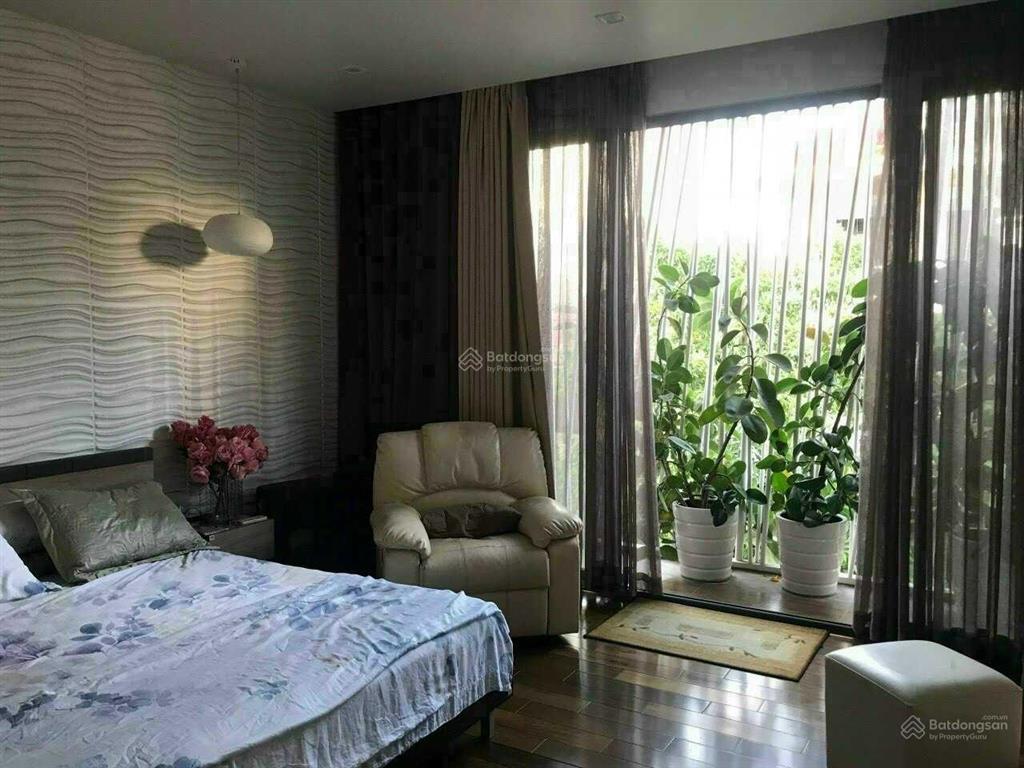 Bán villa hồ bơi sân vườn đẹp nhất tân định quận 1  13x20m hầm 5 lầu. giá 86 tỷ