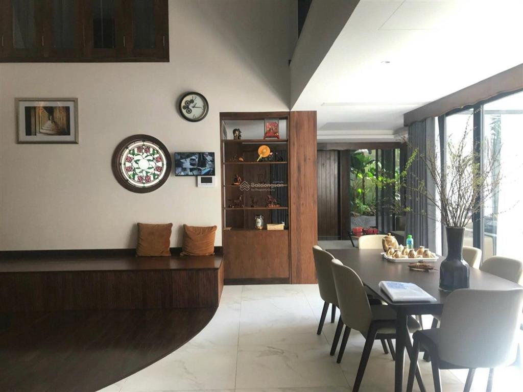 Bán villa hồ bơi sân vườn đẹp nhất tân định quận 1  13x20m hầm 5 lầu. giá 86 tỷ