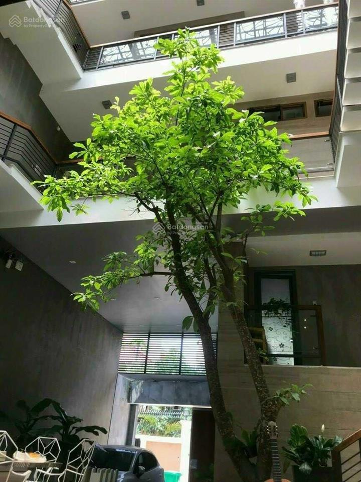 Bán villa hồ bơi sân vườn đẹp nhất tân định quận 1  13x20m hầm 5 lầu. giá 86 tỷ