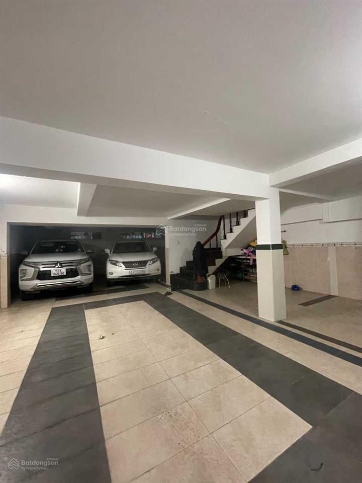 Bán villa hồ bơi sân vườn đẹp nhất tân định quận 1  13x20m hầm 5 lầu. giá 86 tỷ