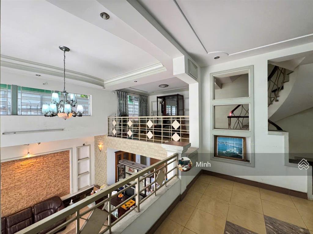 Cho thuê nhà hoa lan phú nhuận  8x16m 4 lầu sân thượng  100 triệu/tháng kd tự do