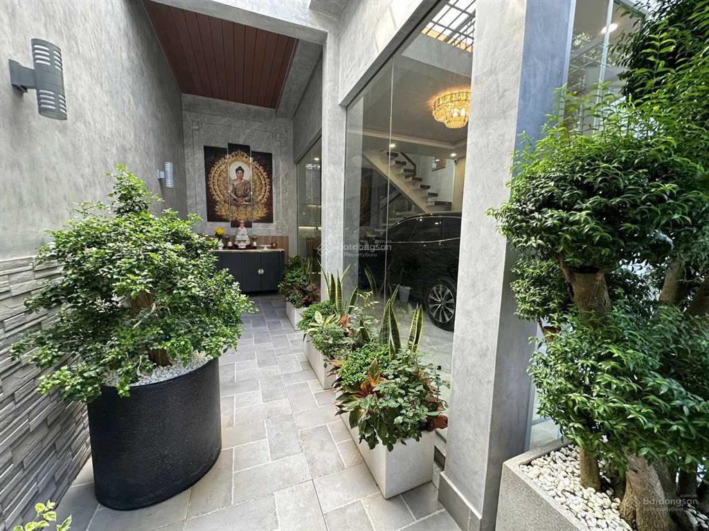 Khu villa vip cao thắng p5 quận 3. 13x18m nhà trệt sân vườn  giá 72 tỷ ( ctxd hầm 6 tầng)