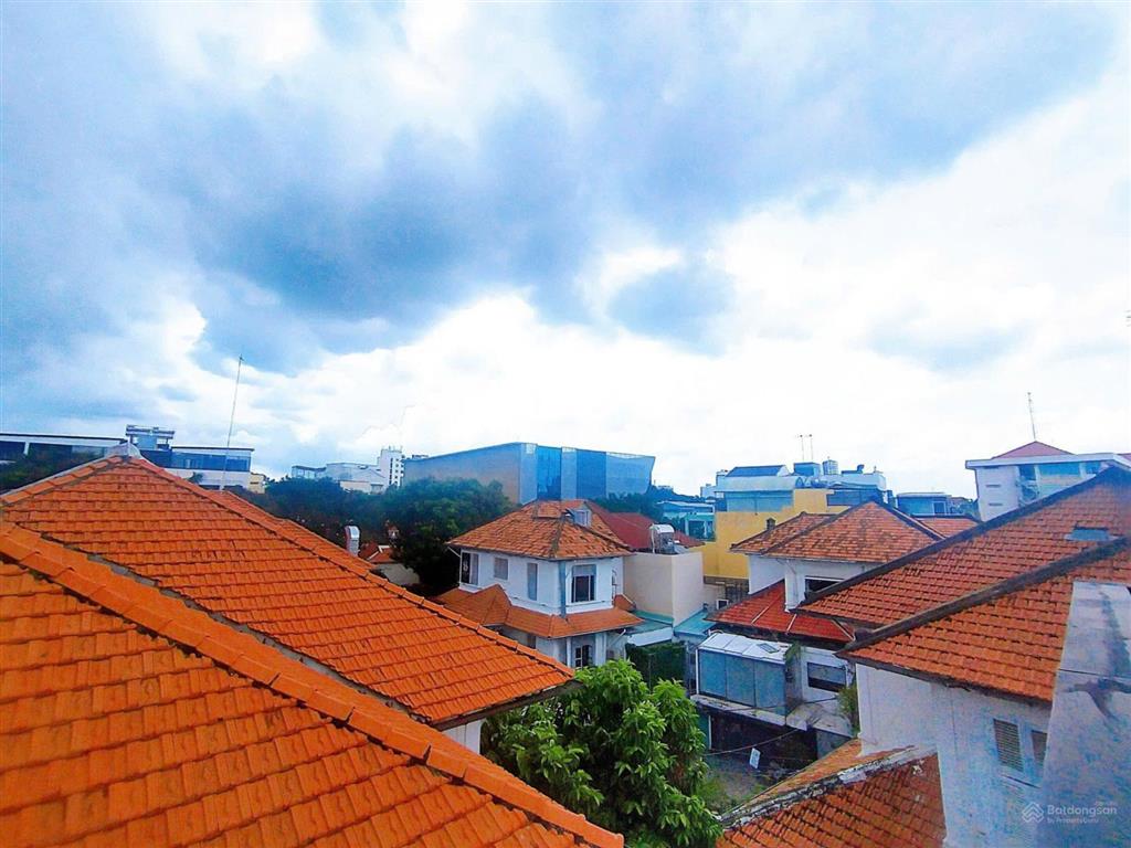 Biệt thự sân vườn tú xương quận 3  10x16m trệt 3 lầu sân thượng, thang máy, giá 65 tỷ