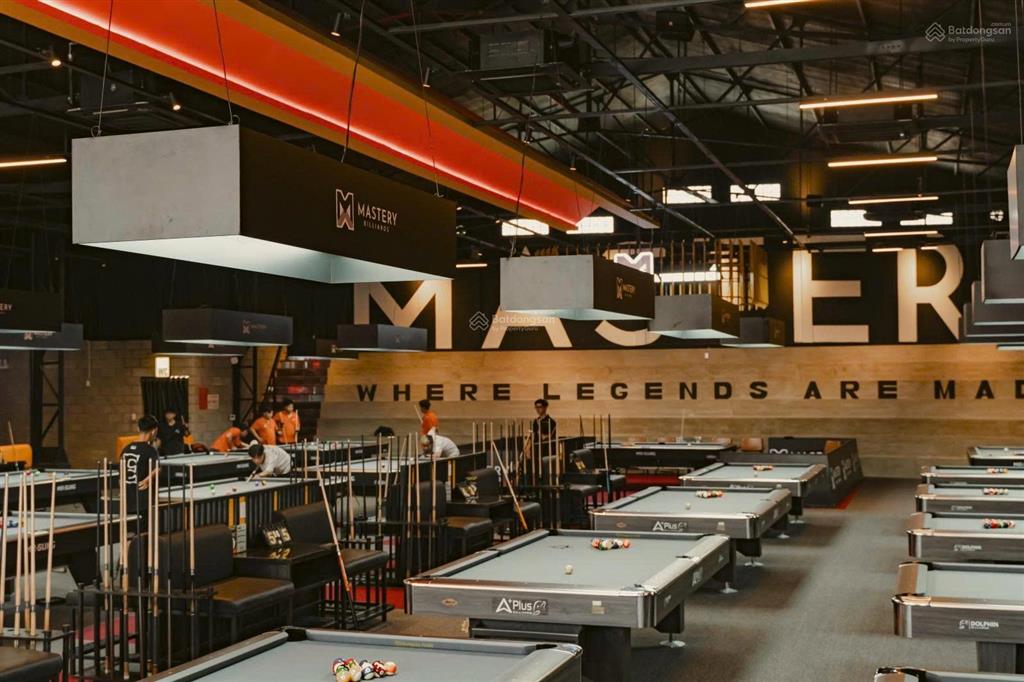 1400m2  góc 2 mặt tiền phạm văn chiêu  25x50m  bán 120 tỷ  hiện cho thuê 210 triệu/tháng