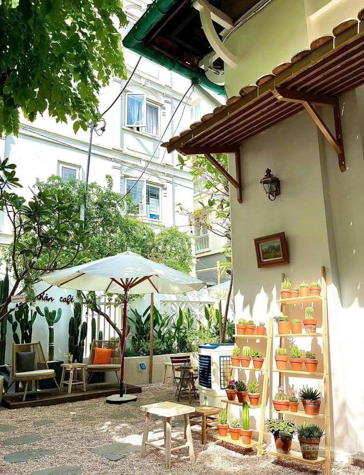 Bán villa hồ bơi, sân vườn trần quốc thảo quận 3  26x20m. hiện cho thuê hơn 200 triệu/tháng