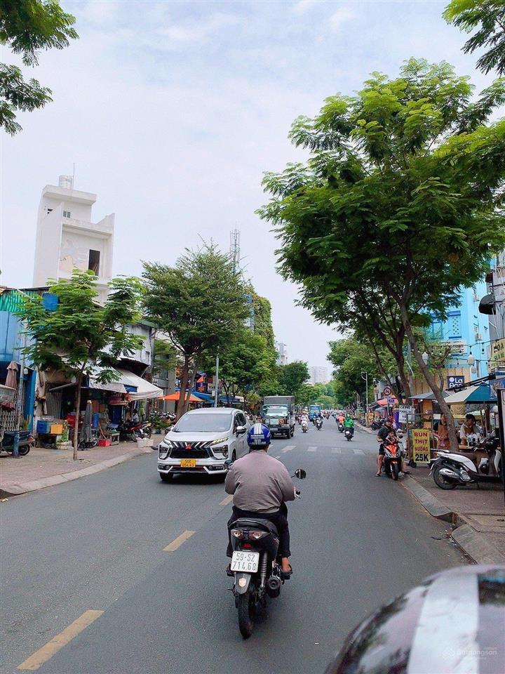 Góc 2mt ngã tư trần quang diệu  lê văn sỹ q3  giá 29 tỷ  hđt 60 triệu