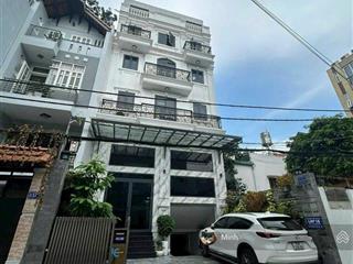 Bán khách sạn thuê 150 triệu/th  đường nguyễn gia trí bình thạnh. 8x23m hầm 5 tầng. giá 49 tỷ
