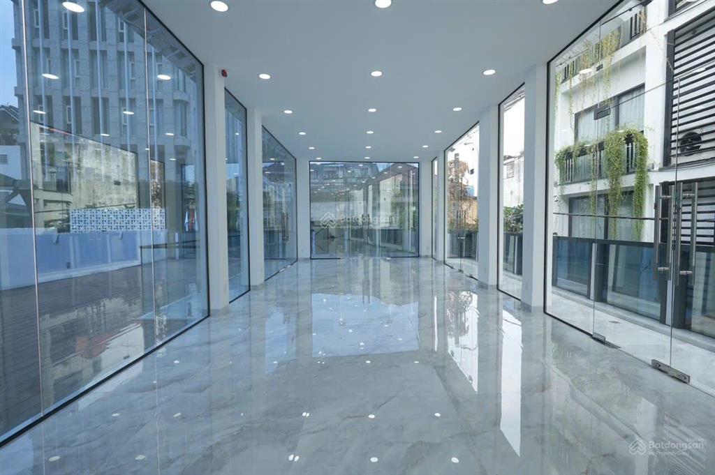Bán tòa nhà 3133 thạch thị thanh ngay chợ tân định quận 1  6x19m hầm 6 tầng. giá 63 tỷ