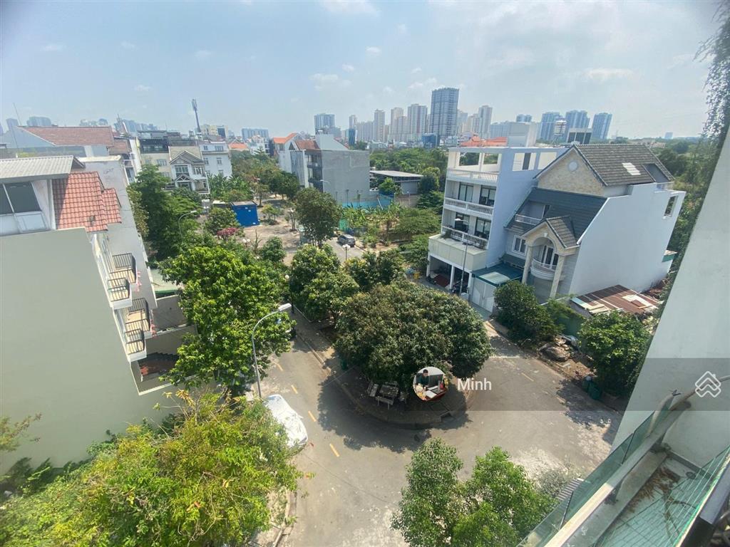 Ngộp bank  7x20m hầm 4 tầng thang máy giảm 33 tỷ. nhà gần vòng xoay lương định của, an khánh q2